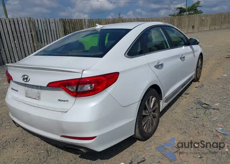 2015 Hyundai Sonata Sport z USA, uszkodzony, nr VIN 5NPE34AFXFH260165